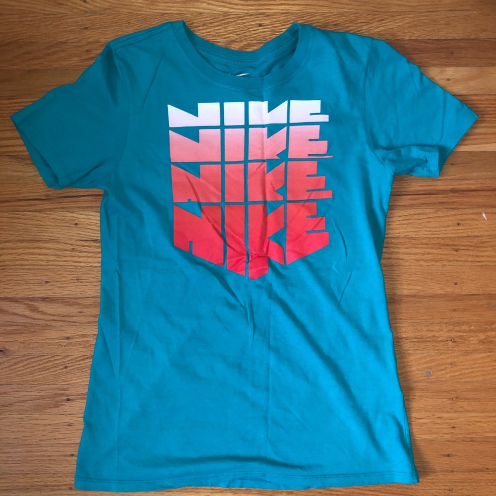 Nike Graphic T-shirt